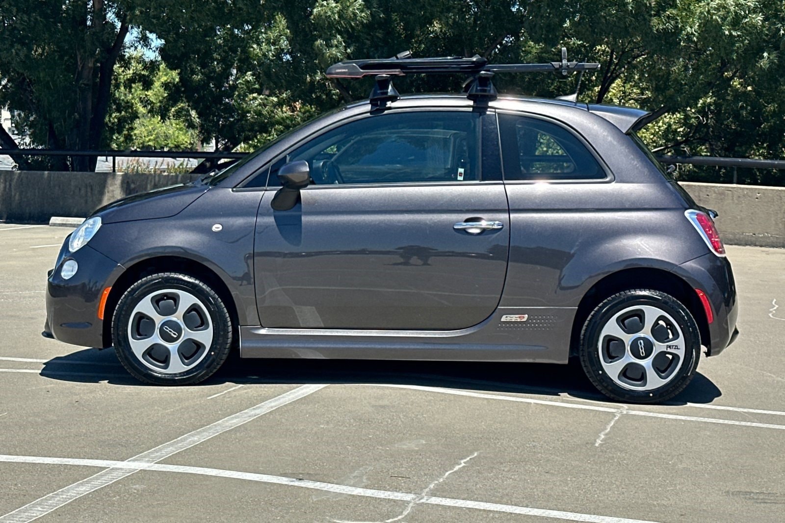 Used 2017 FIAT 500e Battery Electric with VIN 3C3CFFGEXHT611723 for sale in Walnut Creek, CA