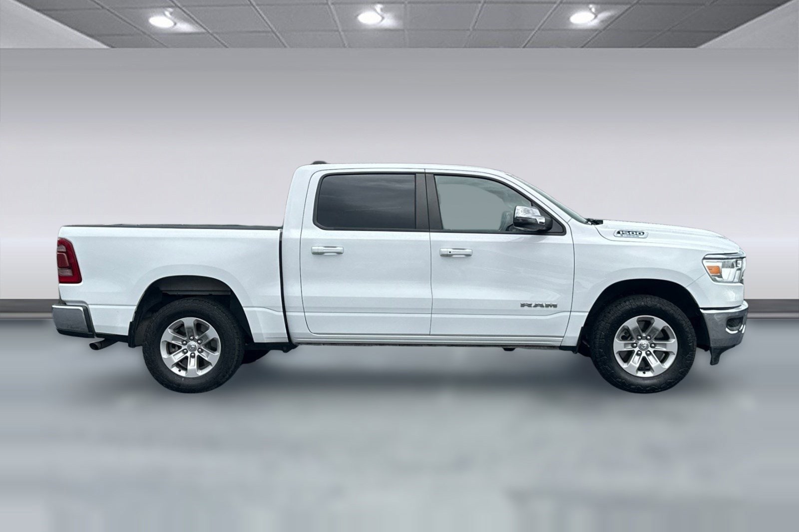 2023 Ram 1500 Laramie 4x4 Crew Cab 5'7" Box photo 3