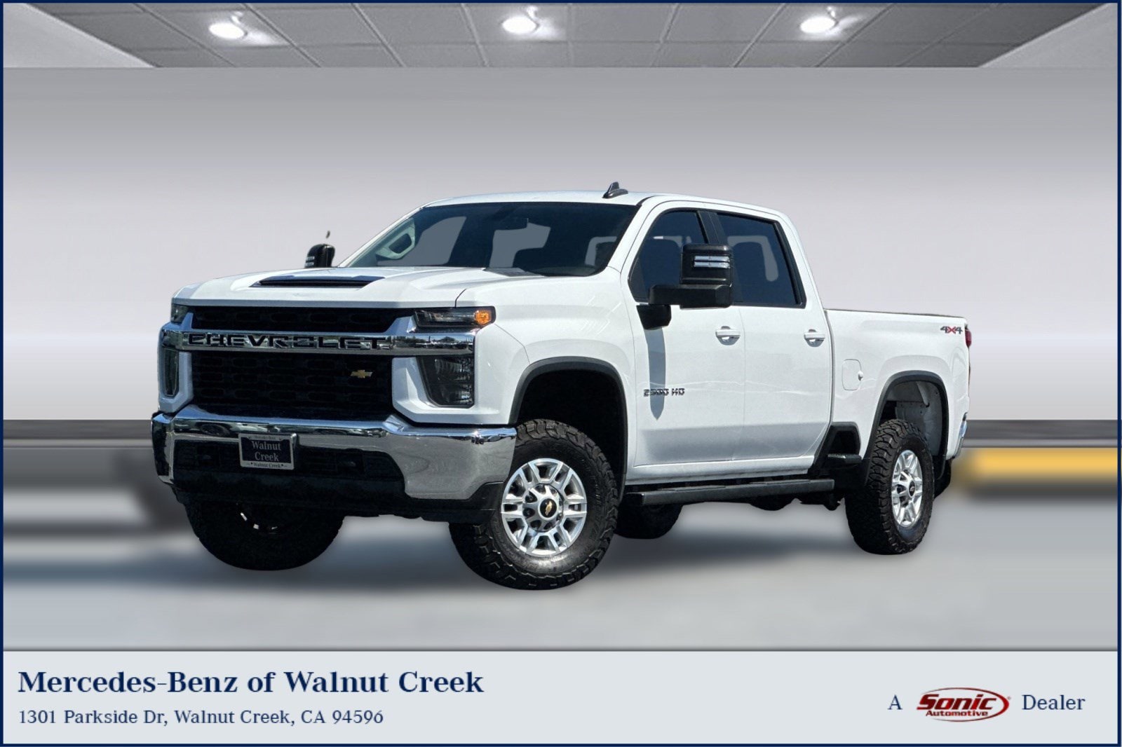 2023 Chevrolet Silverado HD LT 4WD Crew Cab Long Box's photo
