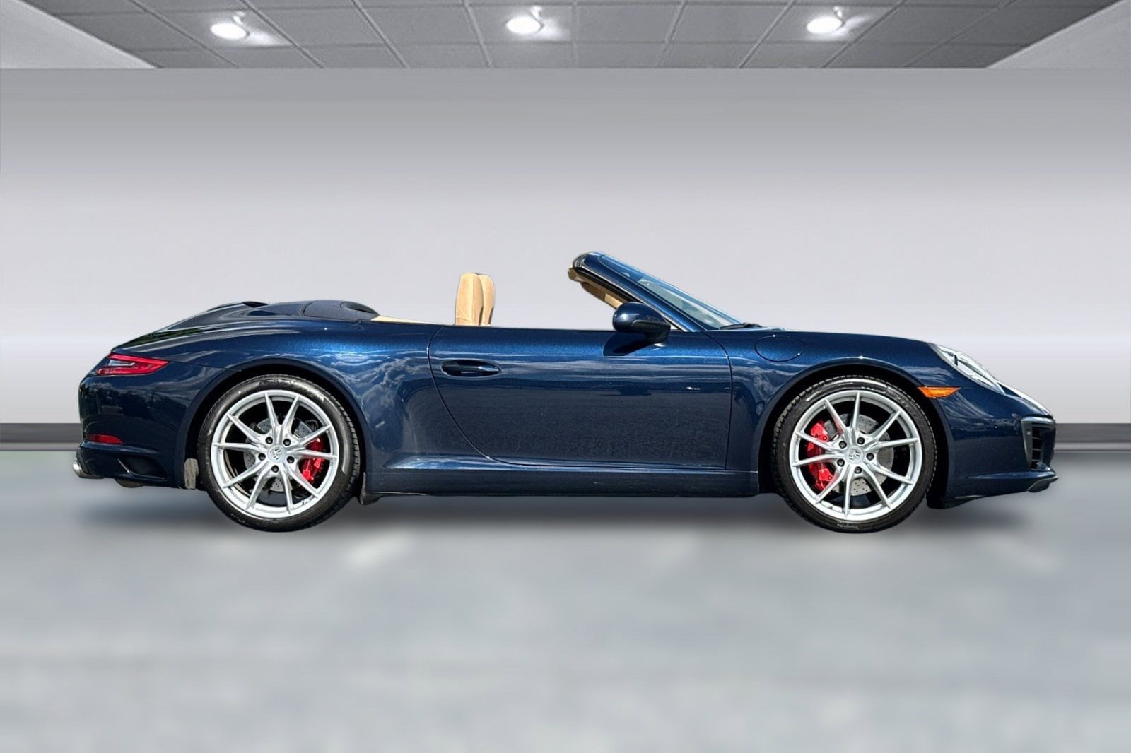 2017 Porsche 911 Carrera S Cabriolet photo 6