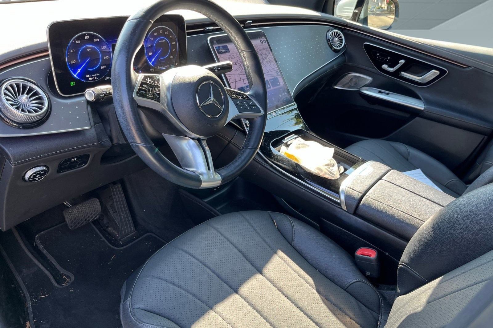 2023 Mercedes Benz EQE SUV 350 4MATIC photo 2