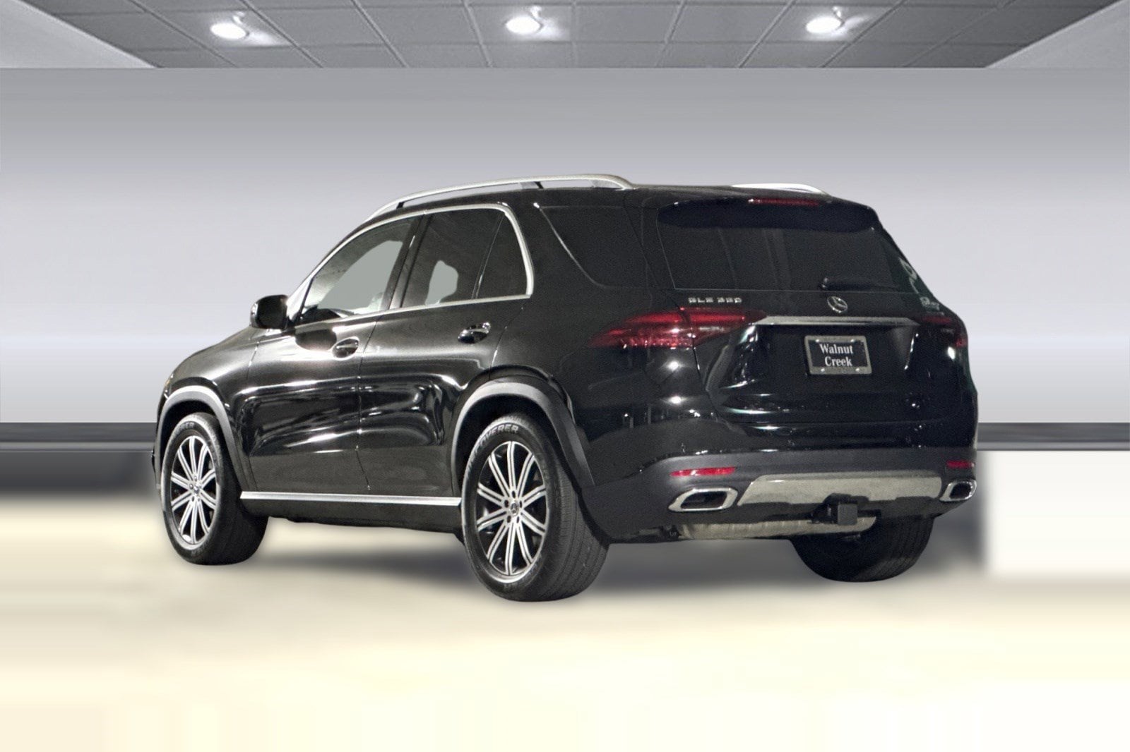 2026 Mercedes-Benz GLE 350 4MATIC SUV photo 3