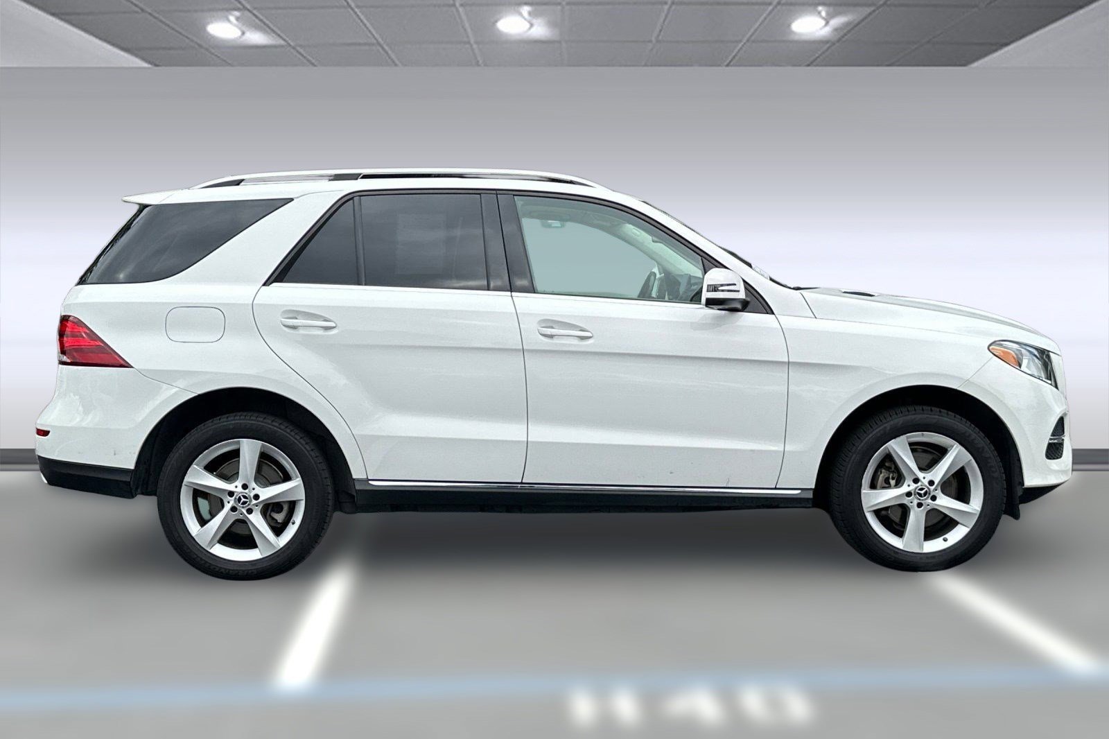 2018 Mercedes Benz GLE 350 4MATIC photo 2