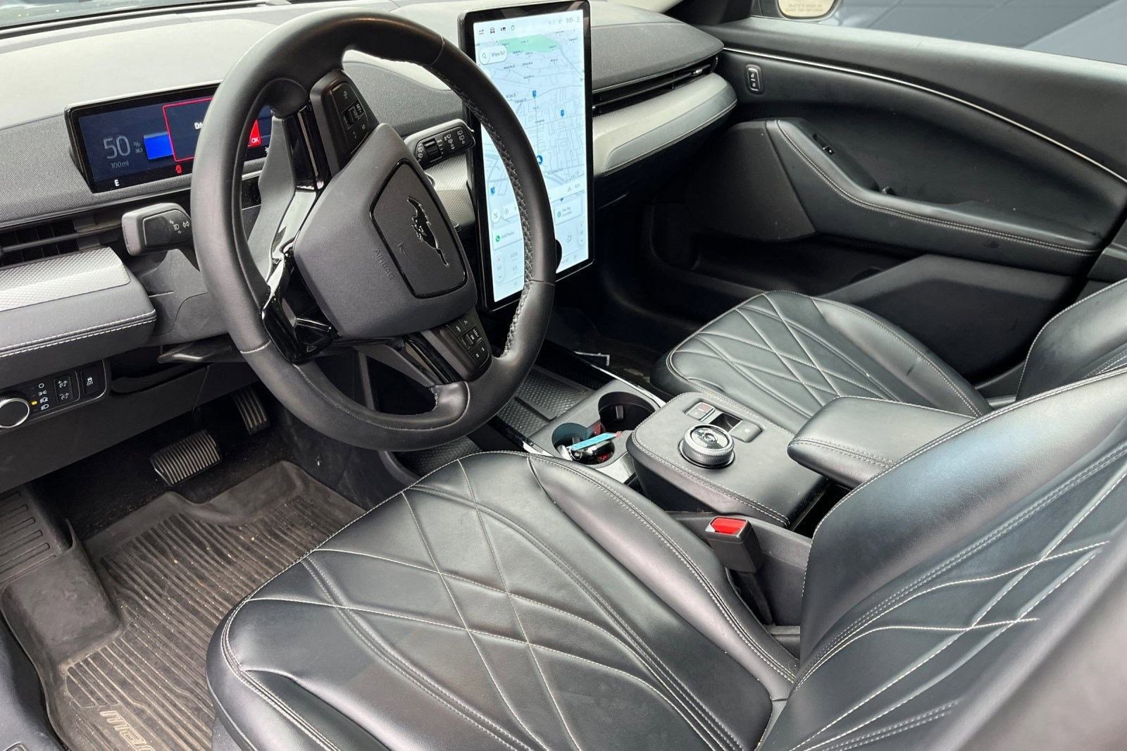 2023 Ford Mustang Mach-E Select photo 3