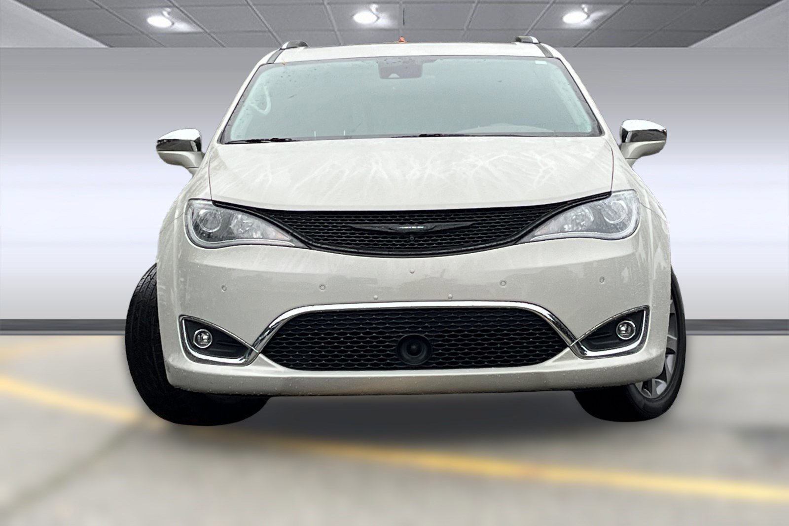 2017 Chrysler Pacifica Limited photo 4