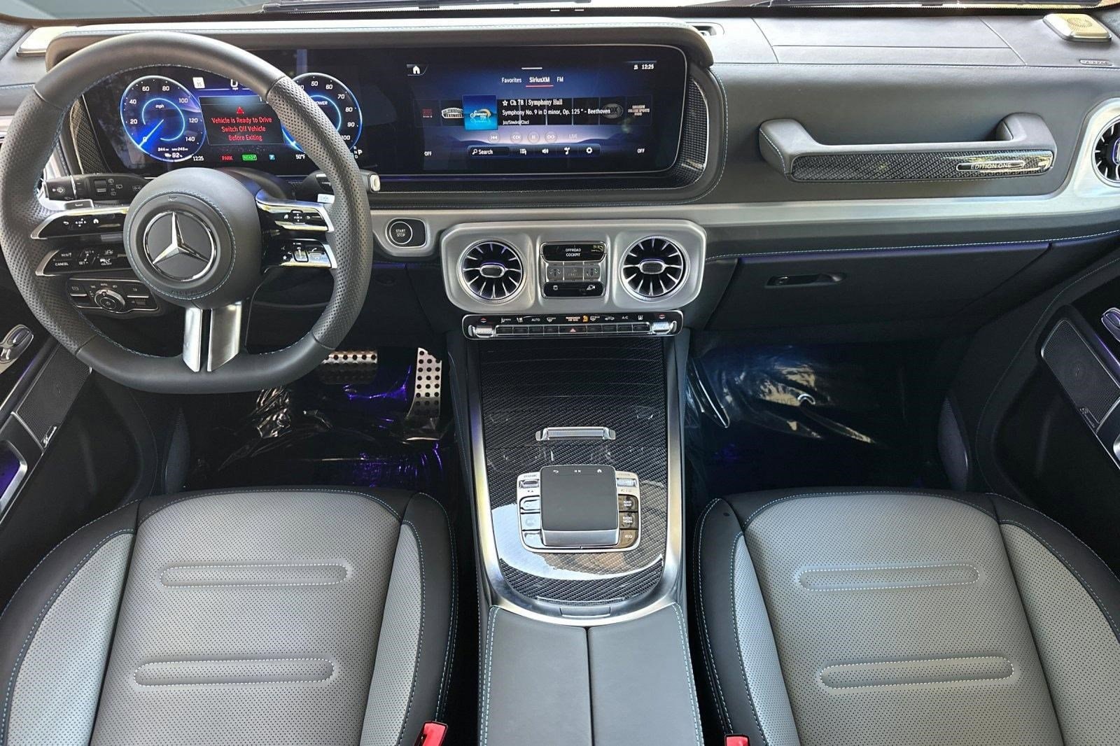 2025 Mercedes-Benz G-Class G580 - Photo 15
