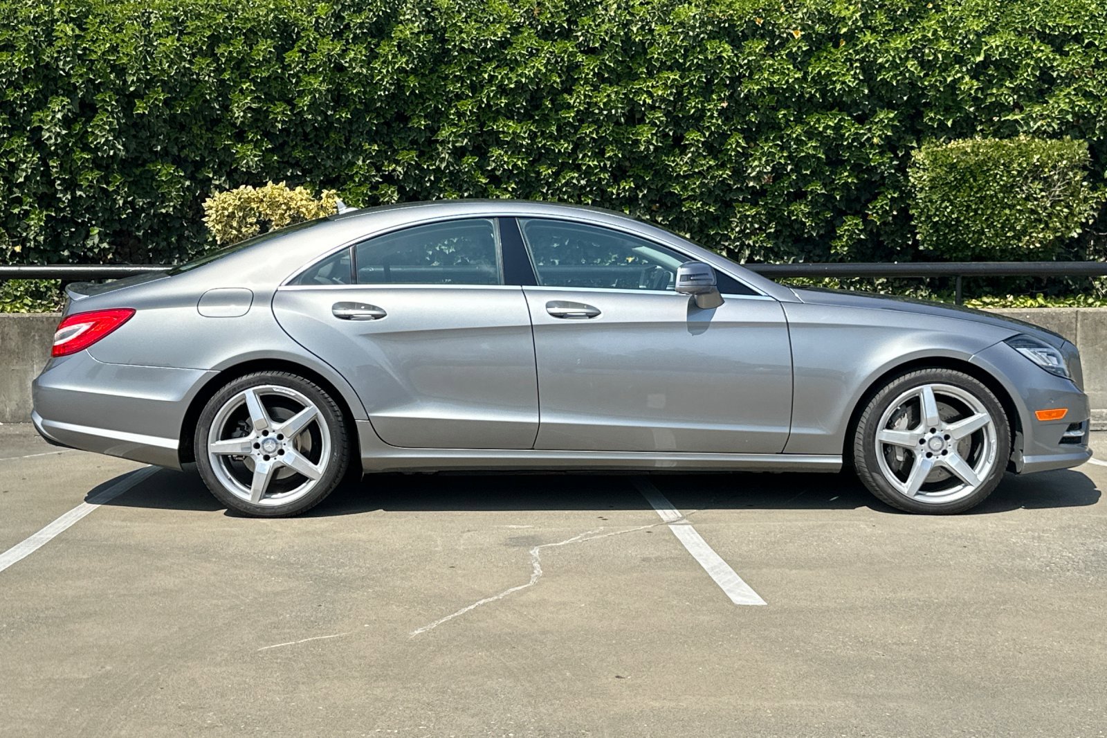2014 Mercedes Benz CLS 550 photo 2