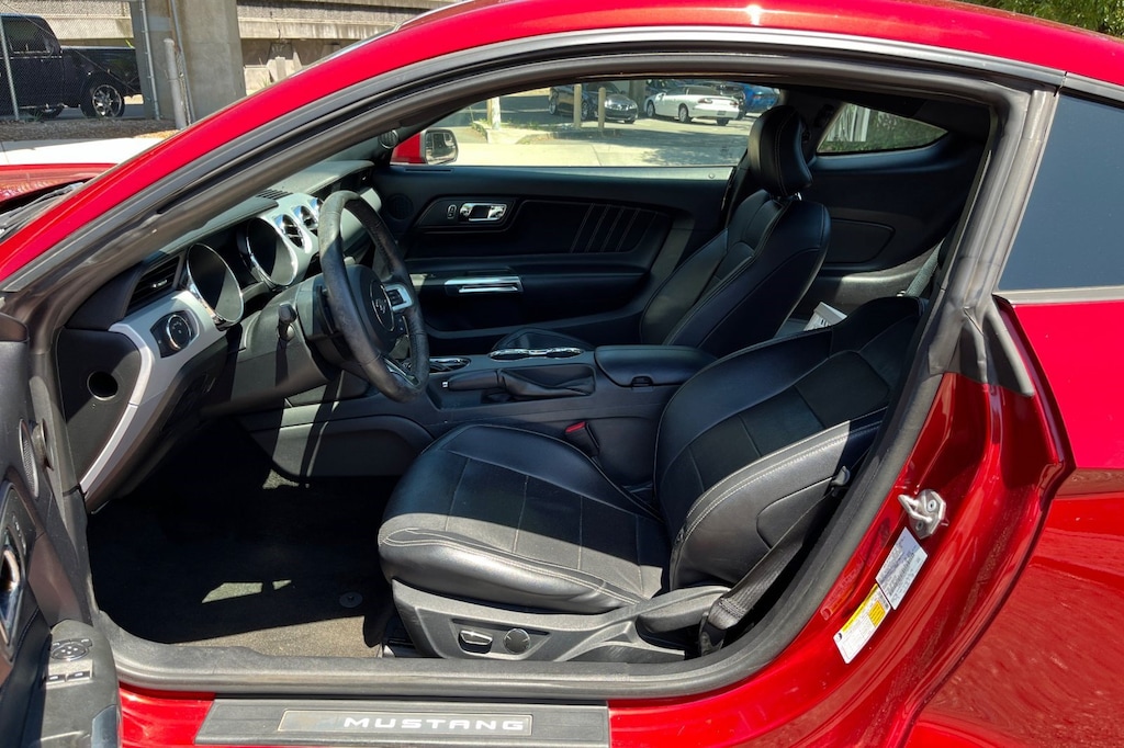 Used 2016 Ford Mustang 2dr Fastback EcoBoost Coupe