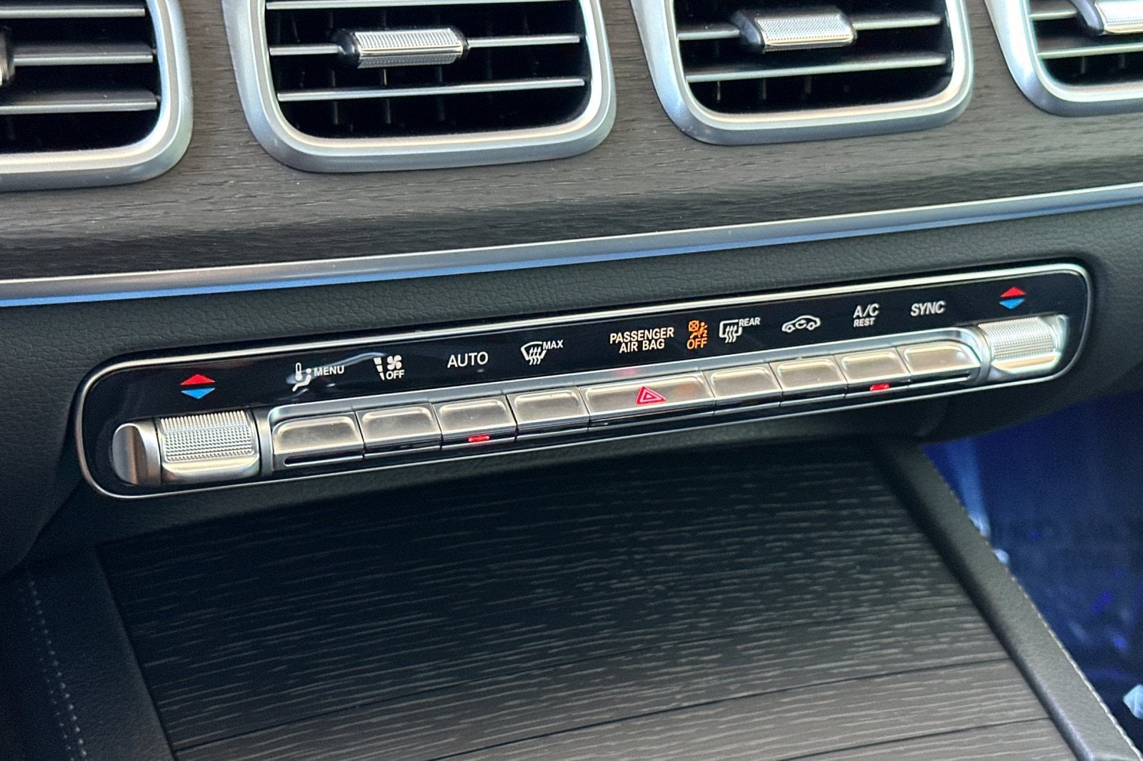 2026 Mercedes-Benz GLS Base - Photo 18