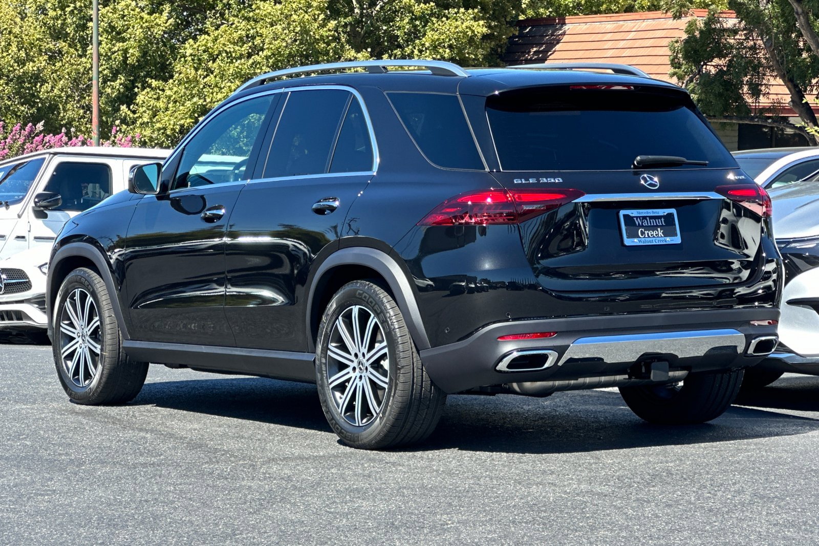 2026 Mercedes Benz GLE 350 4MATIC photo 3