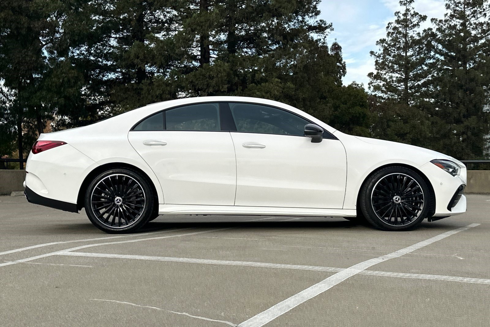 2025 Mercedes Benz CLA 250 photo 2