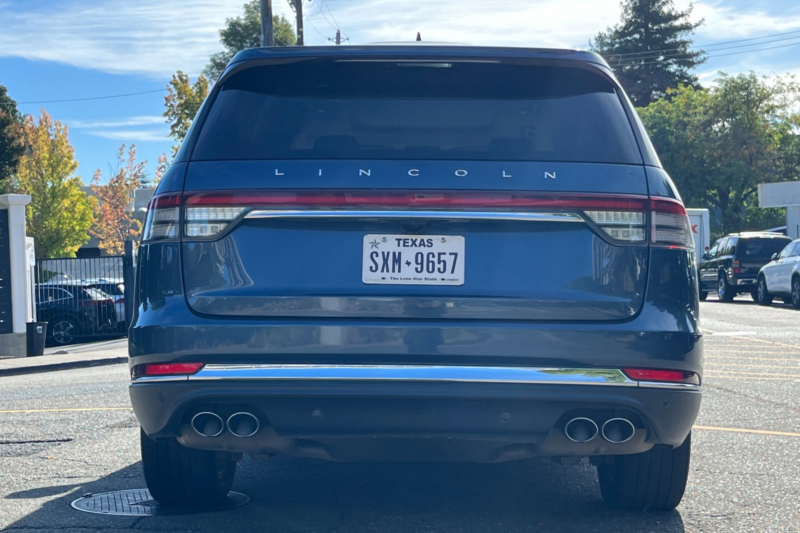 2020 Lincoln Aviator Reserve photo 2