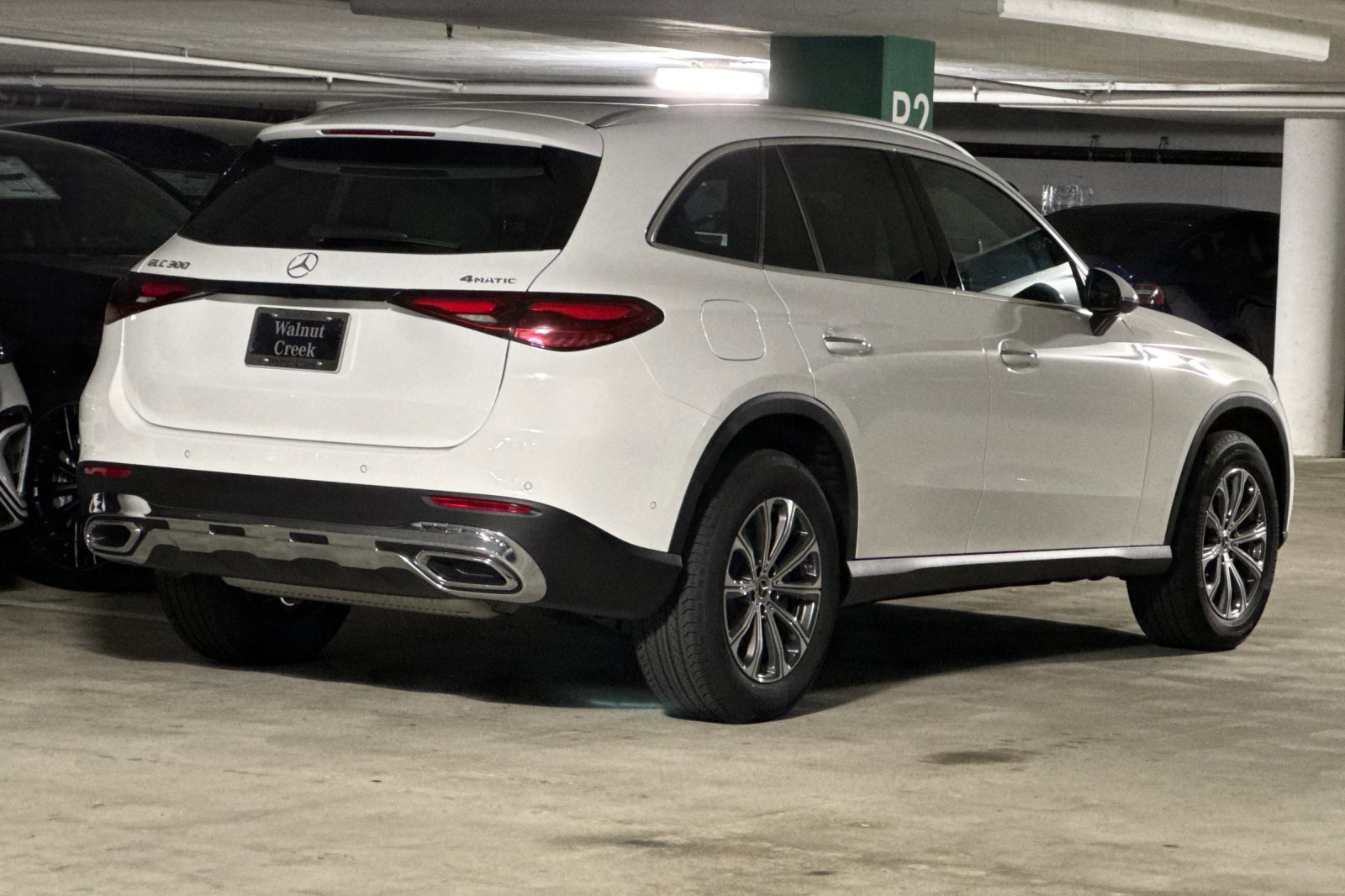 2026 Mercedes Benz GLC 300 4MATIC photo 3