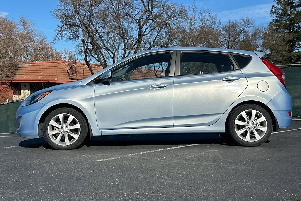 Used 2013 Hyundai Accent 5dr HB Man SE Hatchback