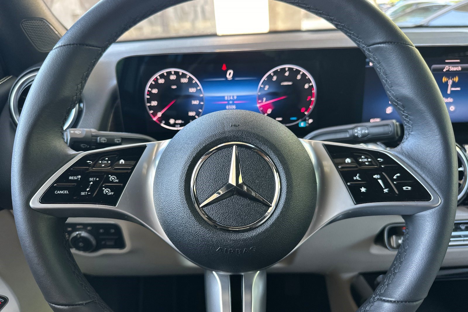 2026 Mercedes-Benz GLB GLB 250 - Photo 11