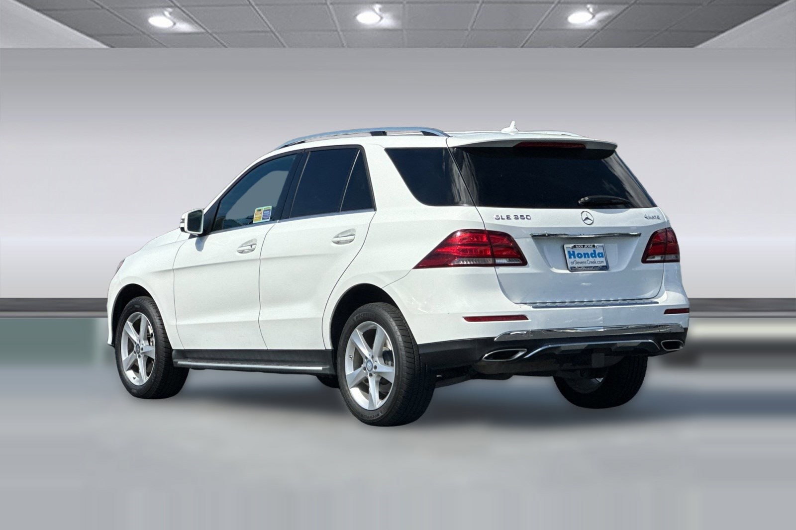 2016 Mercedes-Benz GLE 4MATIC 4dr  350 photo 2