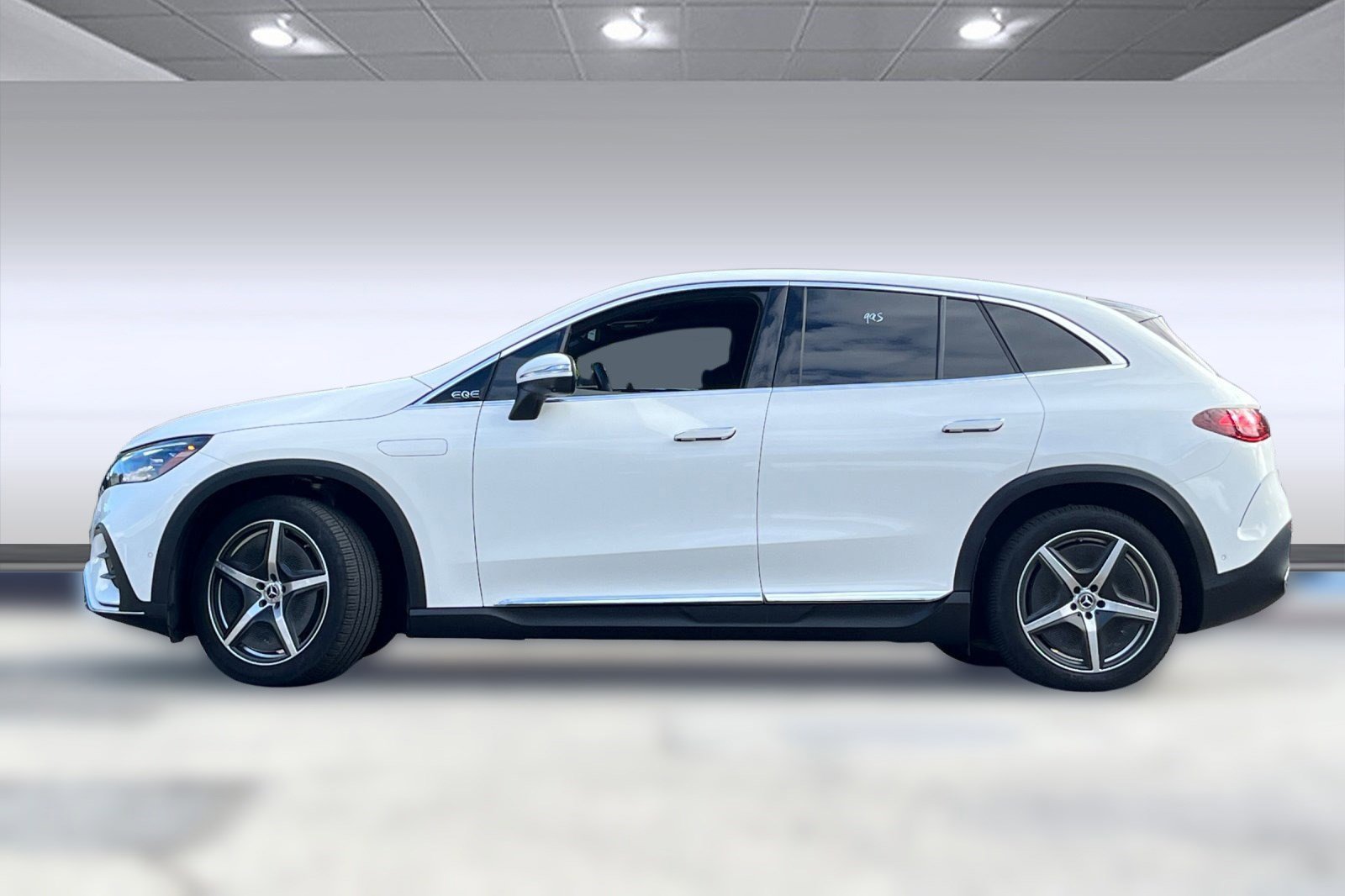 2024 Mercedes Benz EQE SUV 350 4MATIC photo 2