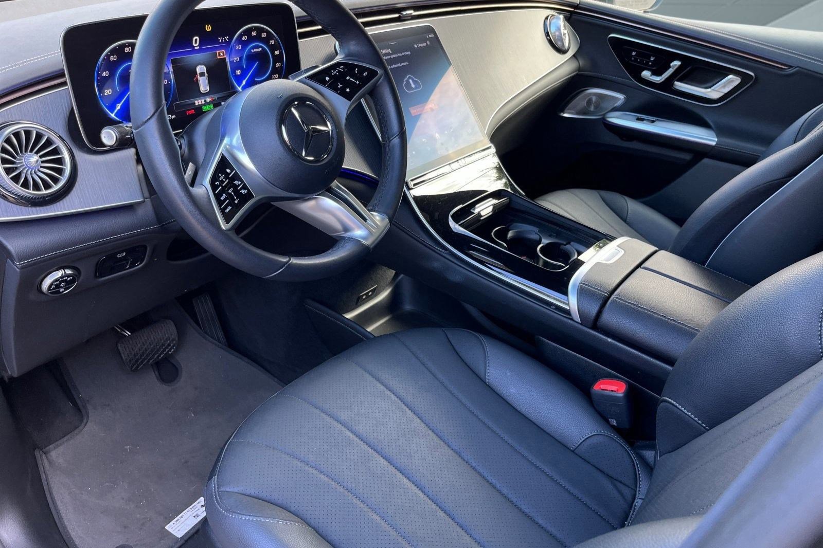 2024 Mercedes Benz EQE SUV 350 photo 3