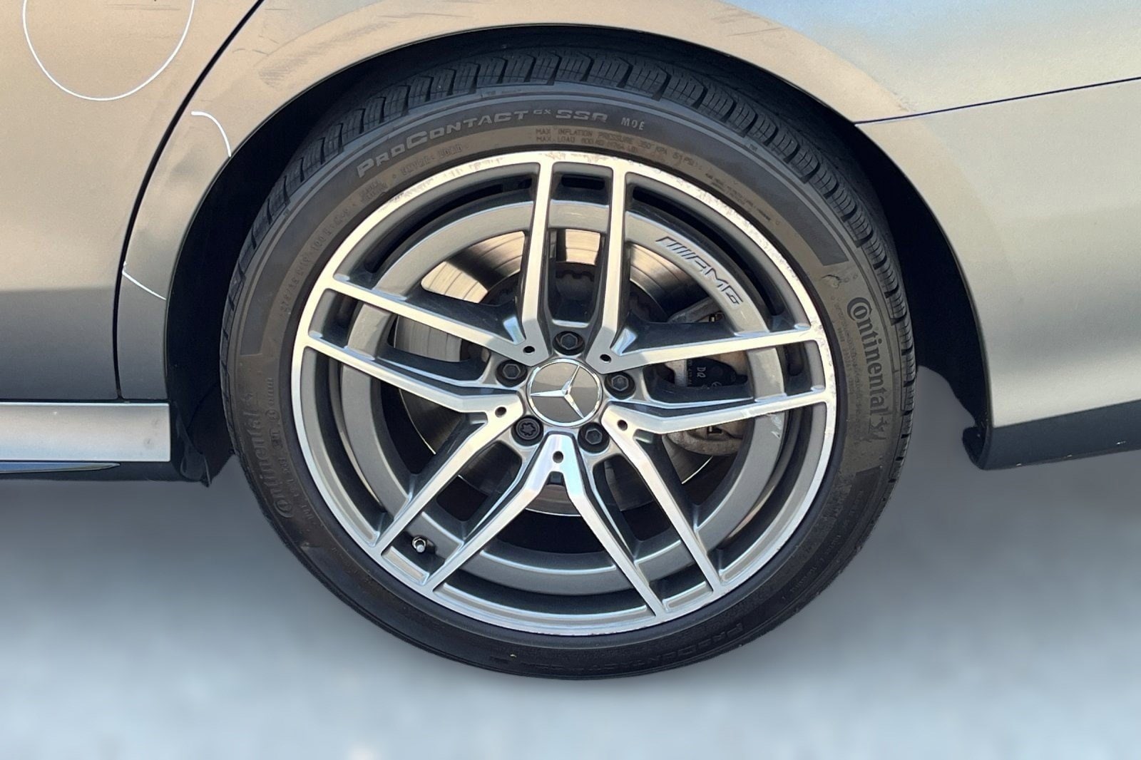 2022 Mercedes-Benz E-Class Coupe photo 5