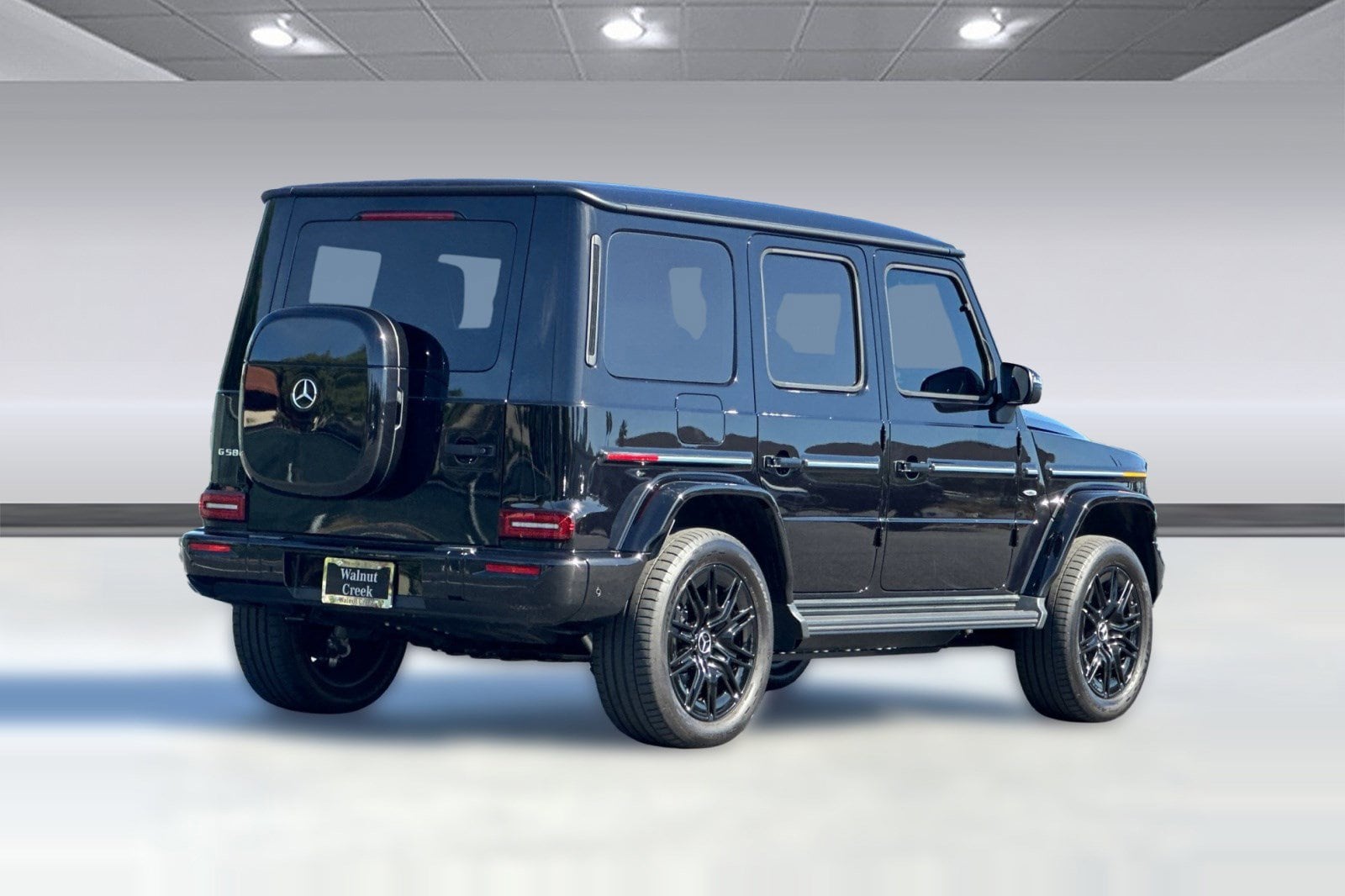2025 Mercedes-Benz G-Class Coupe photo 3