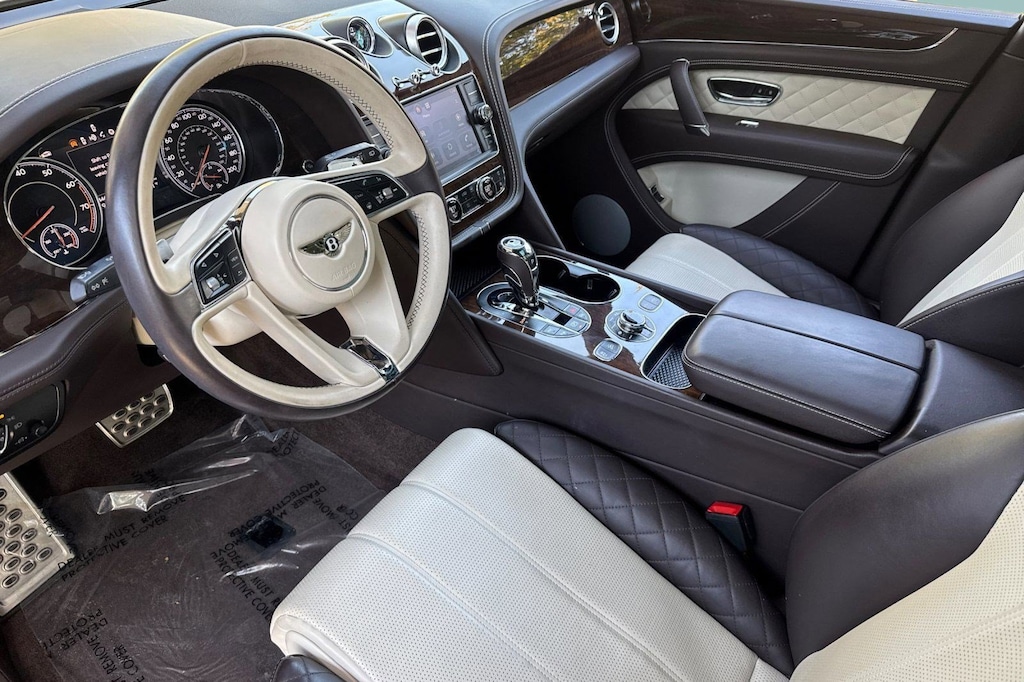 Used 2018 Bentley Bentayga W12 Signature AWD SUV