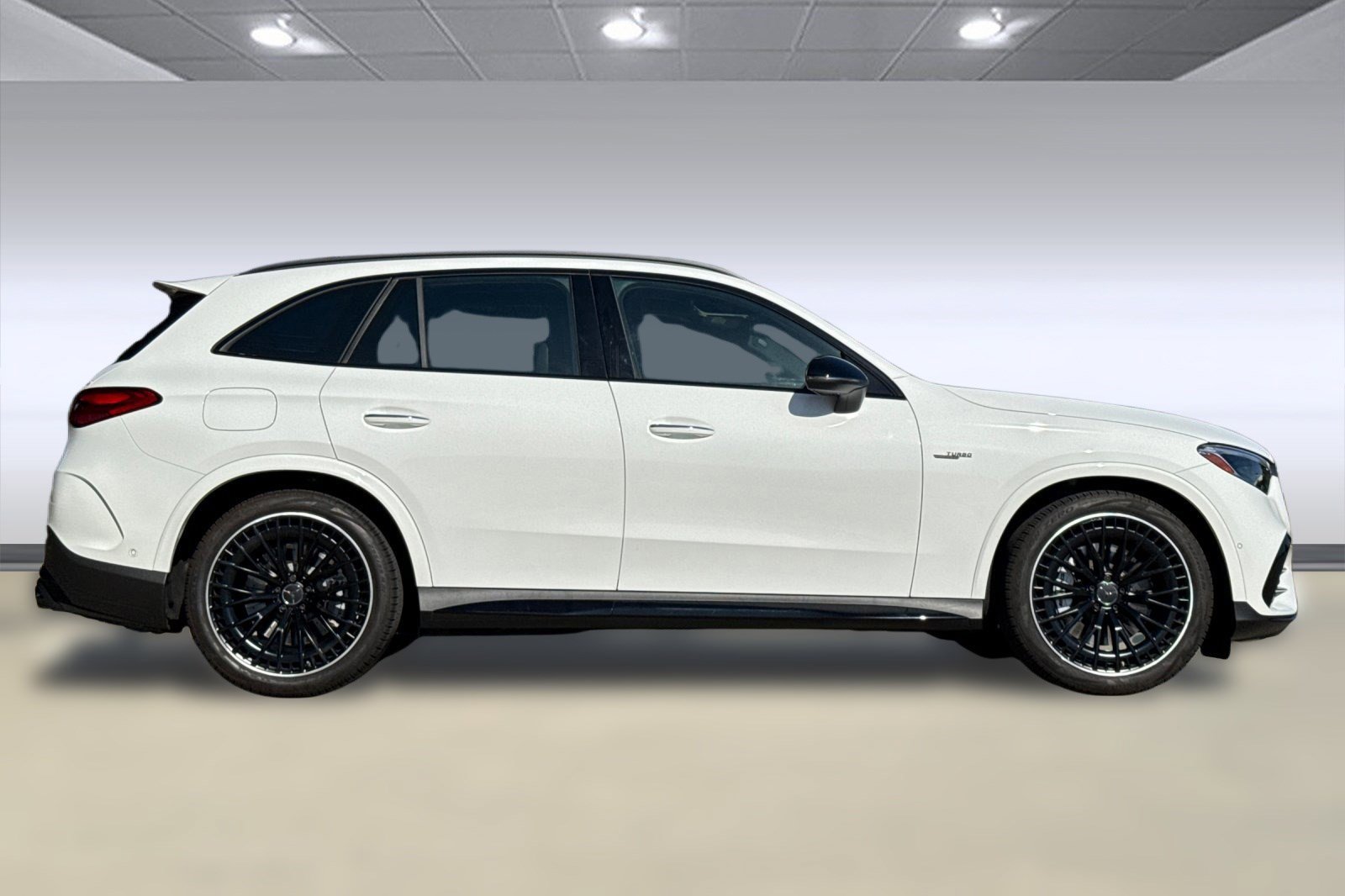 2024 Mercedes Benz GLC AMG 43 4MATIC photo 2
