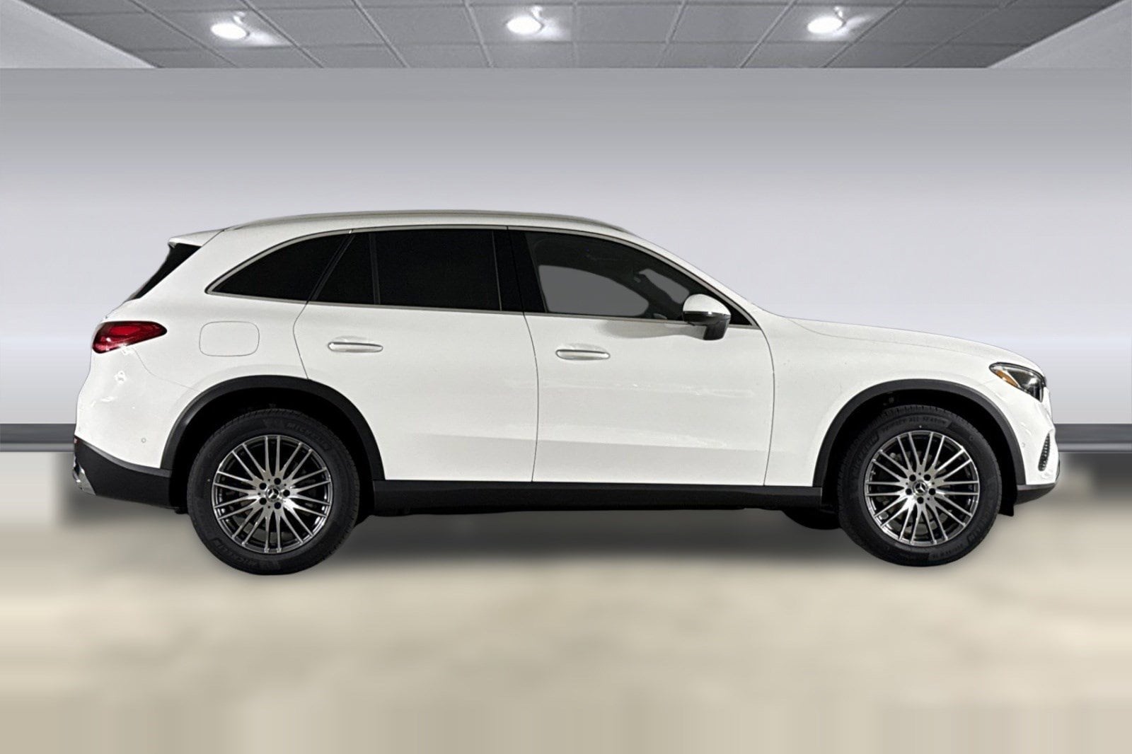 2026 Mercedes-Benz GLC 300 4MATIC SUV photo 3