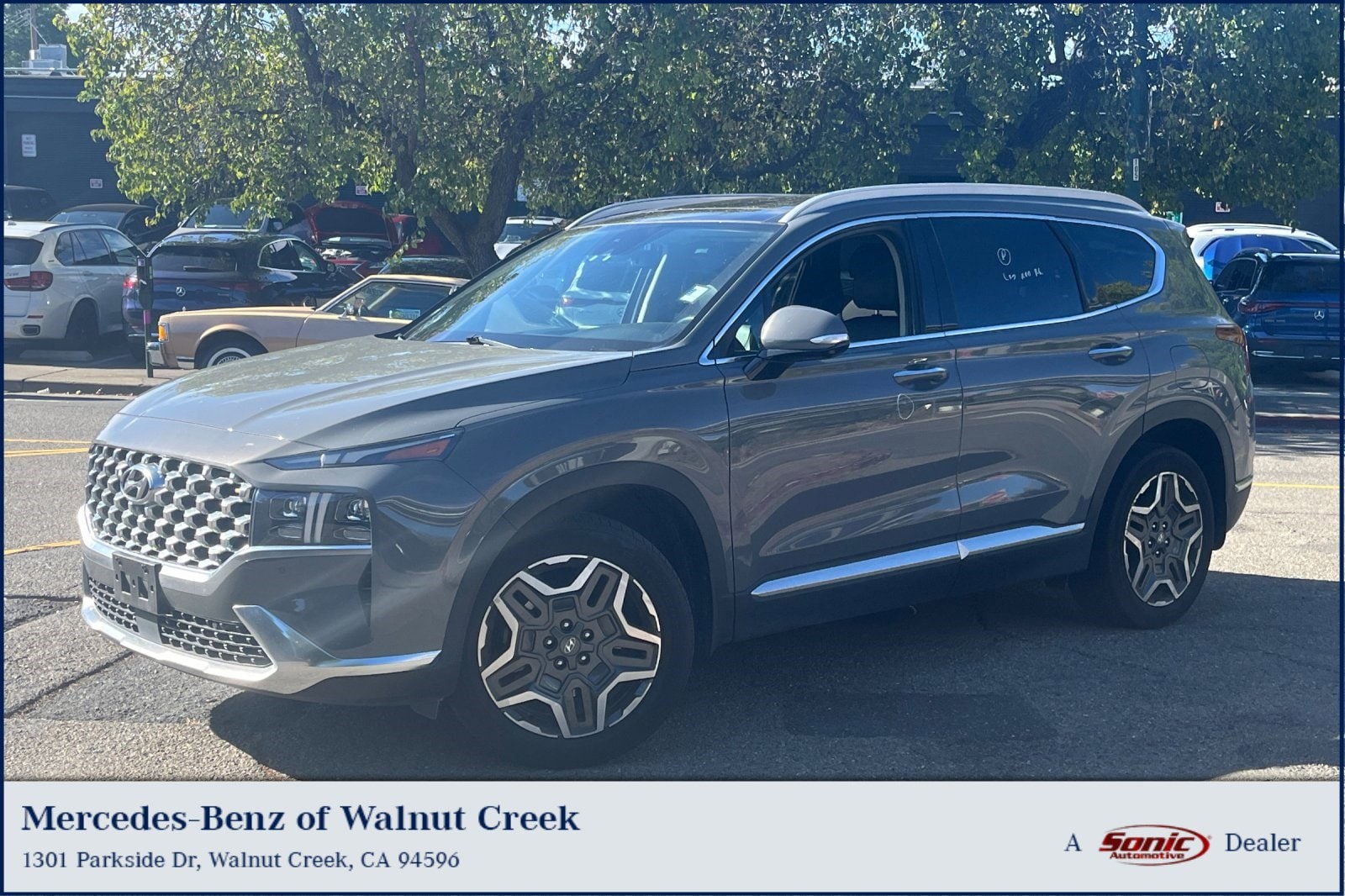 2022 Hyundai Santa Fe Limited 2.5's photo