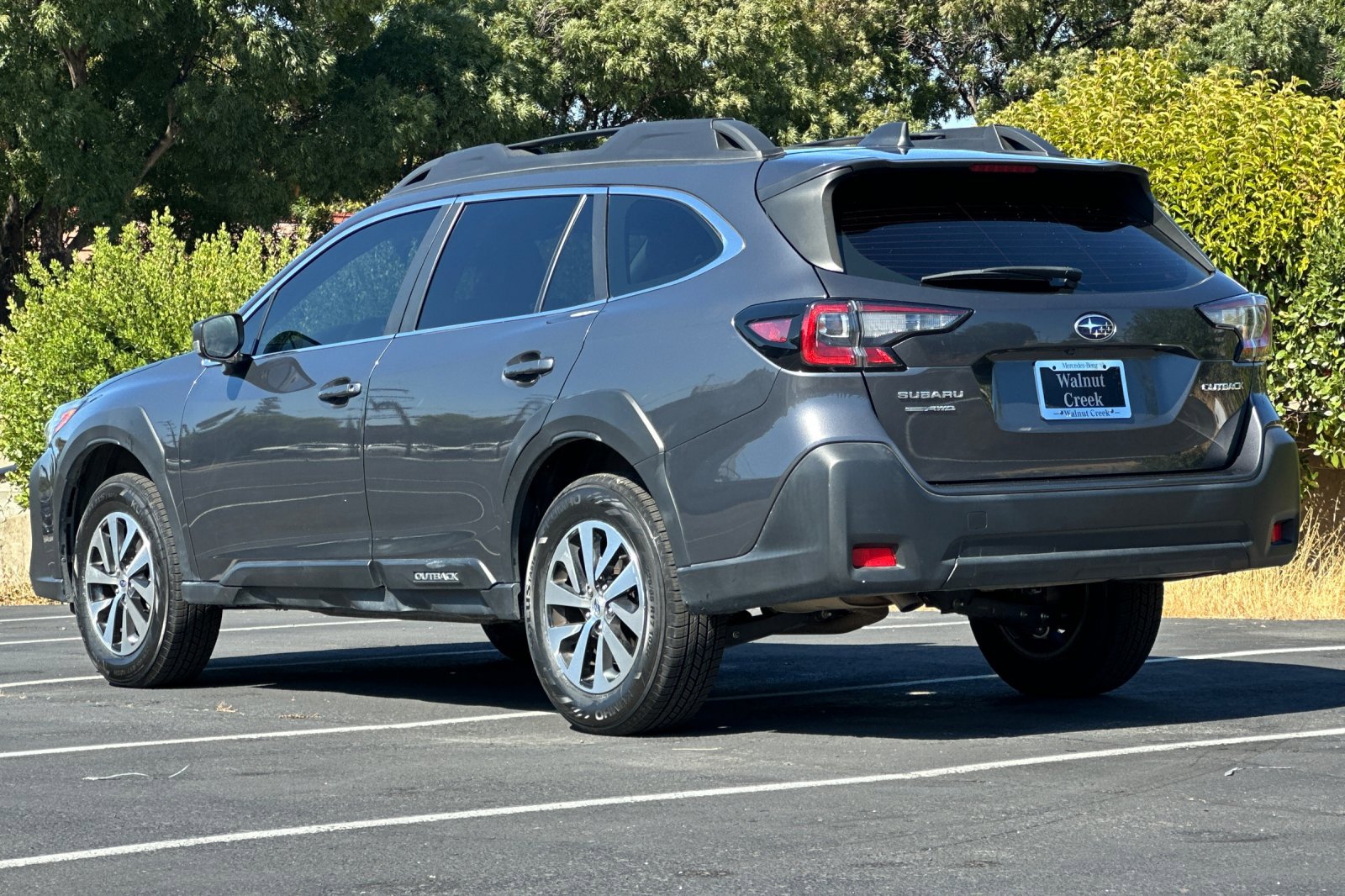 2023 Subaru Outback Base photo 3