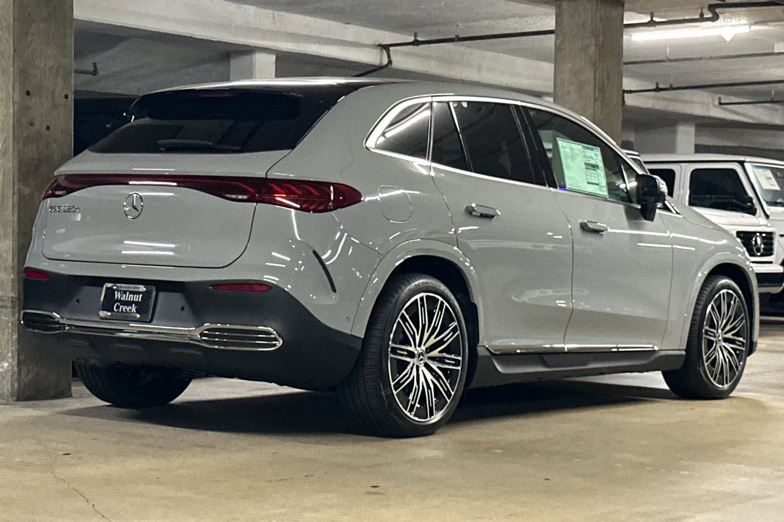 2026 Mercedes Benz EQE SUV photo 2