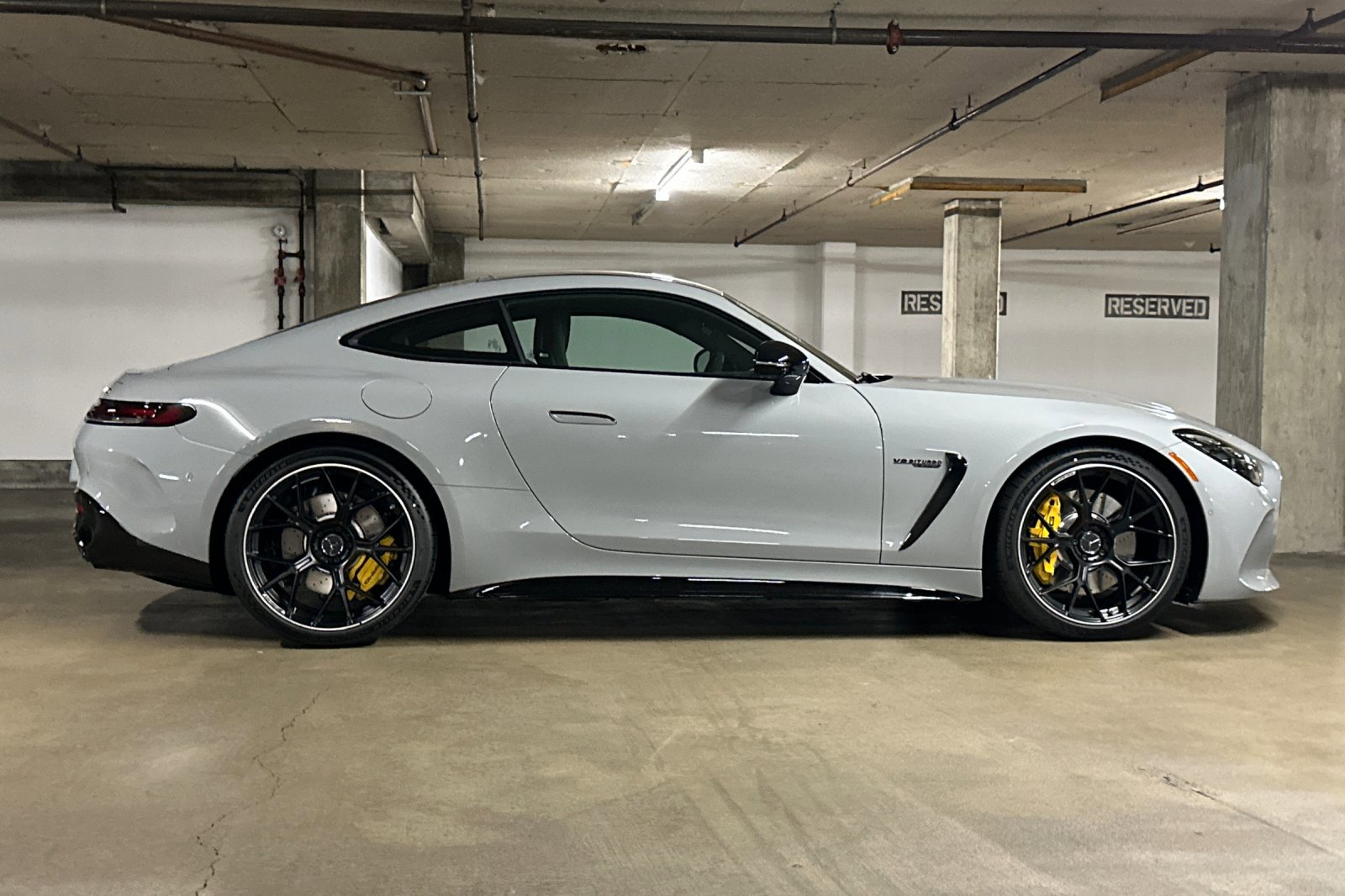 2026 Mercedes Benz AMG GT photo 2