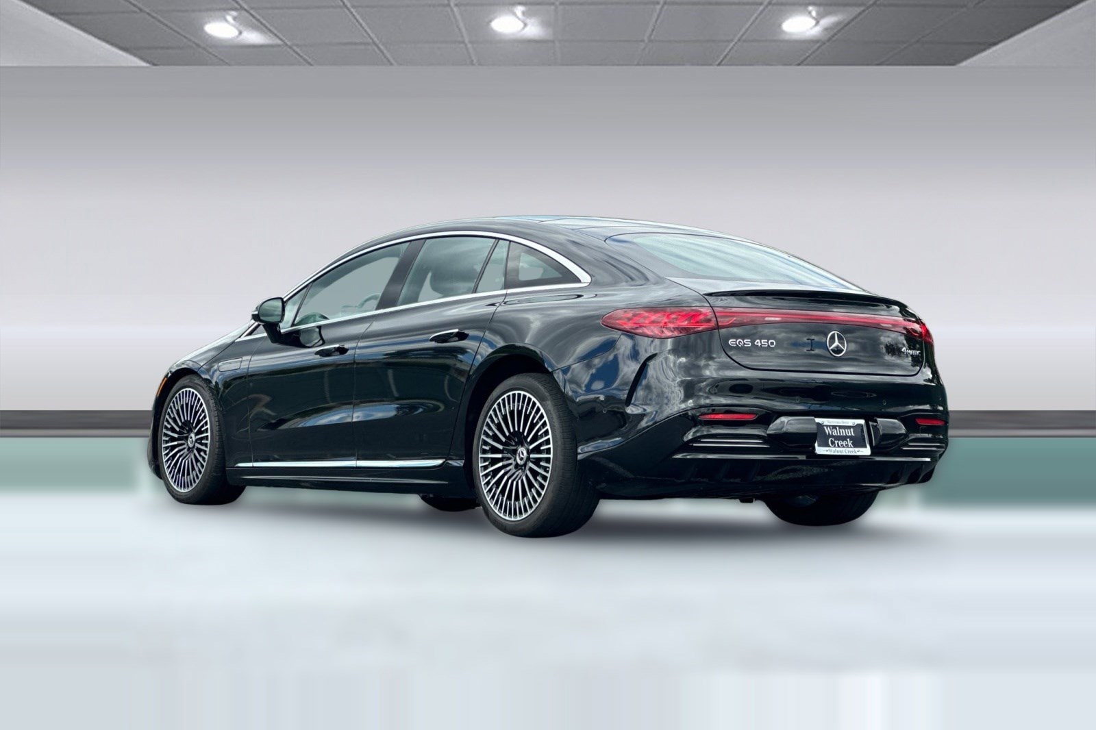 2023 Mercedes-Benz EQS 450 4MATIC Sedan photo 2