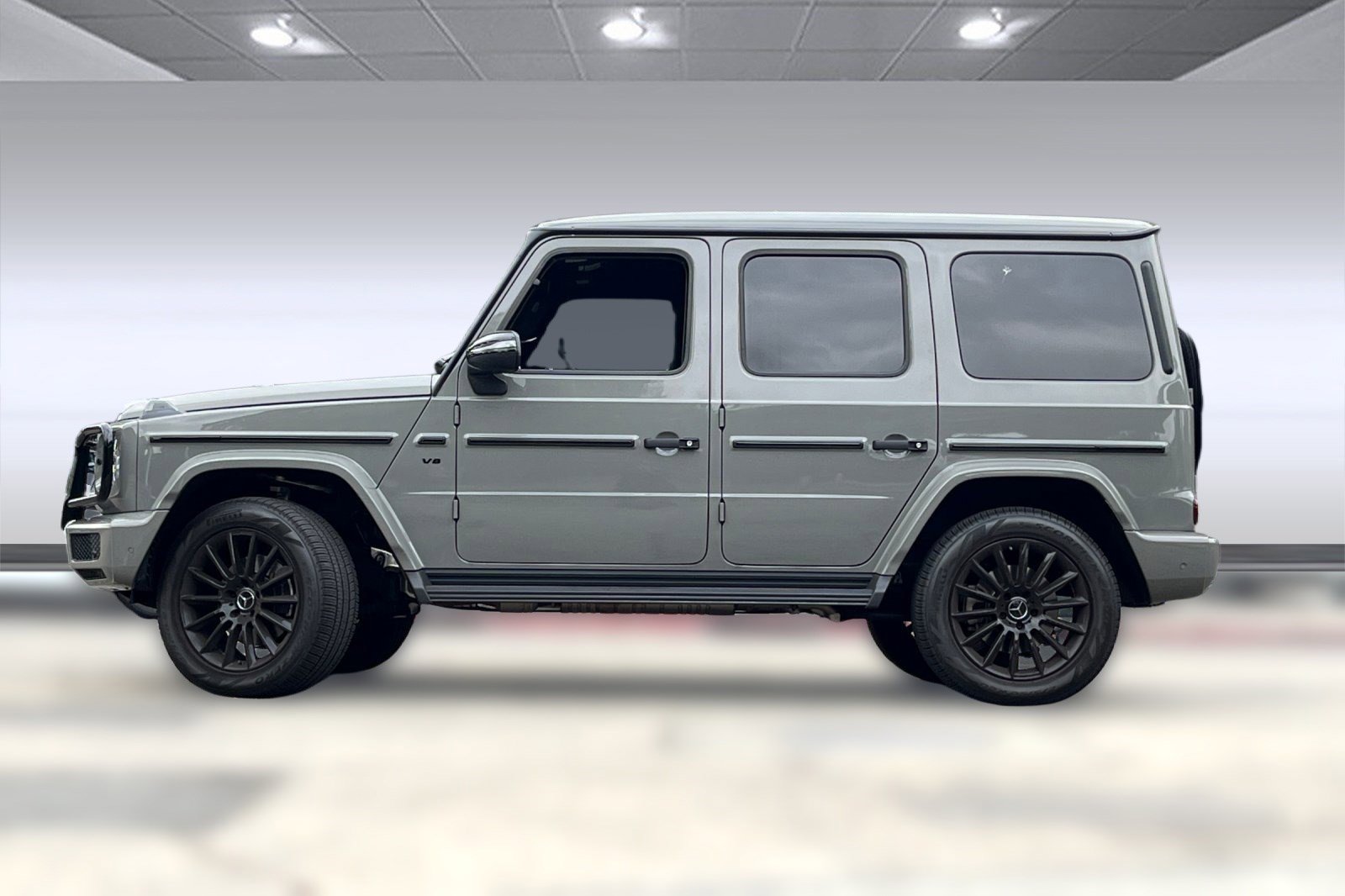 2024 Mercedes Benz G 550 photo 2