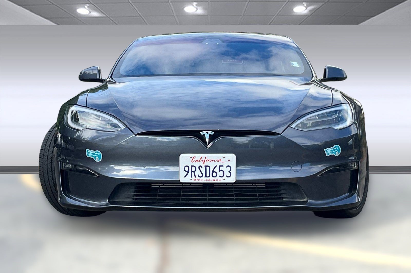 2021 Tesla Model S Plaid photo 4