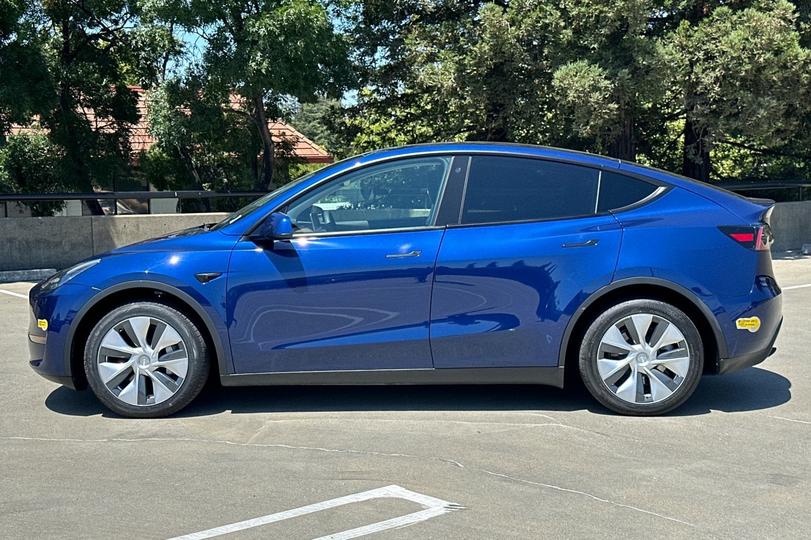 Used 2022 Tesla Model Y Long Range with VIN 7SAYGDEE0NF399143 for sale in Walnut Creek, CA