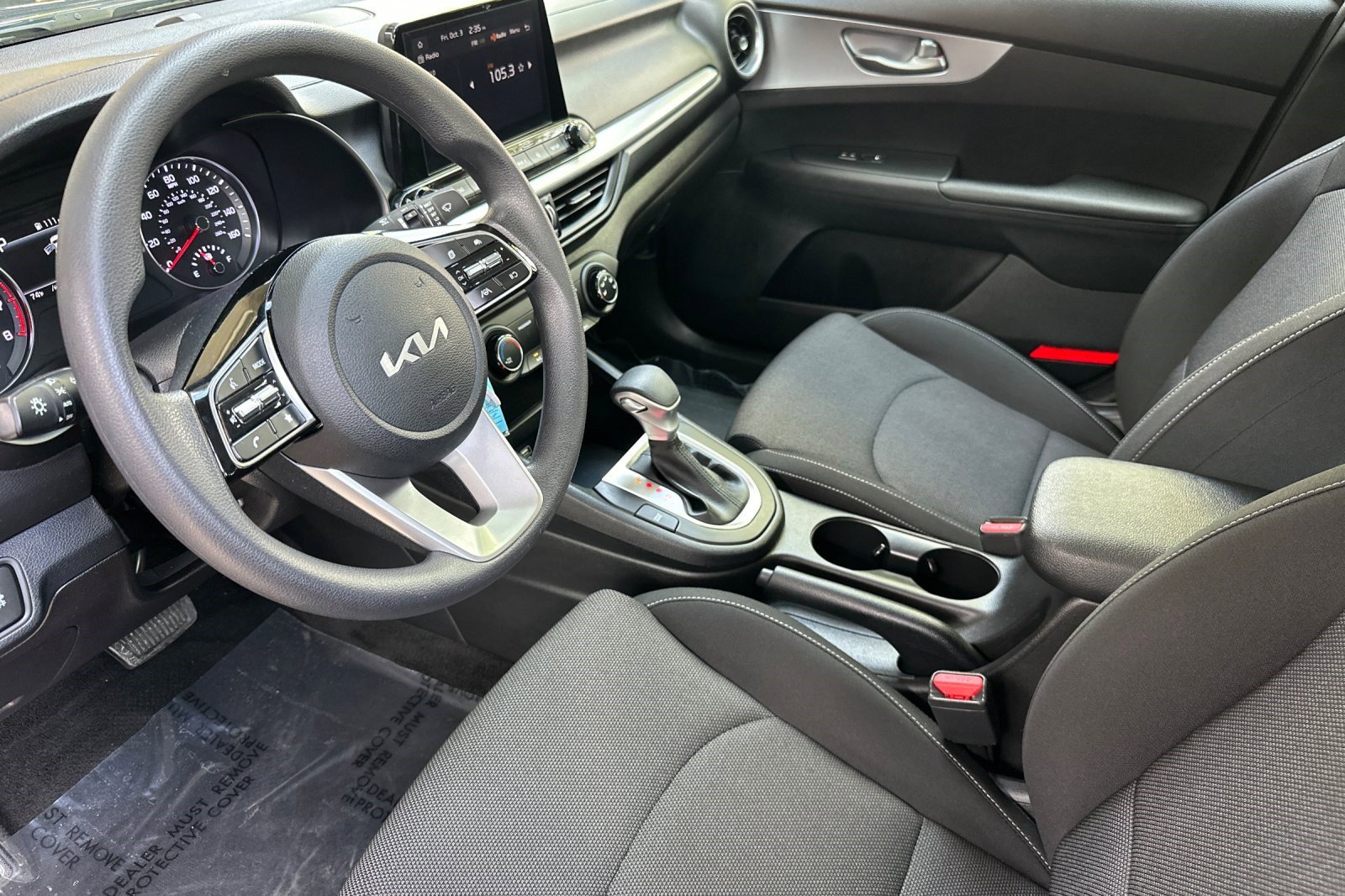 2022 Kia Forte LXS photo 4