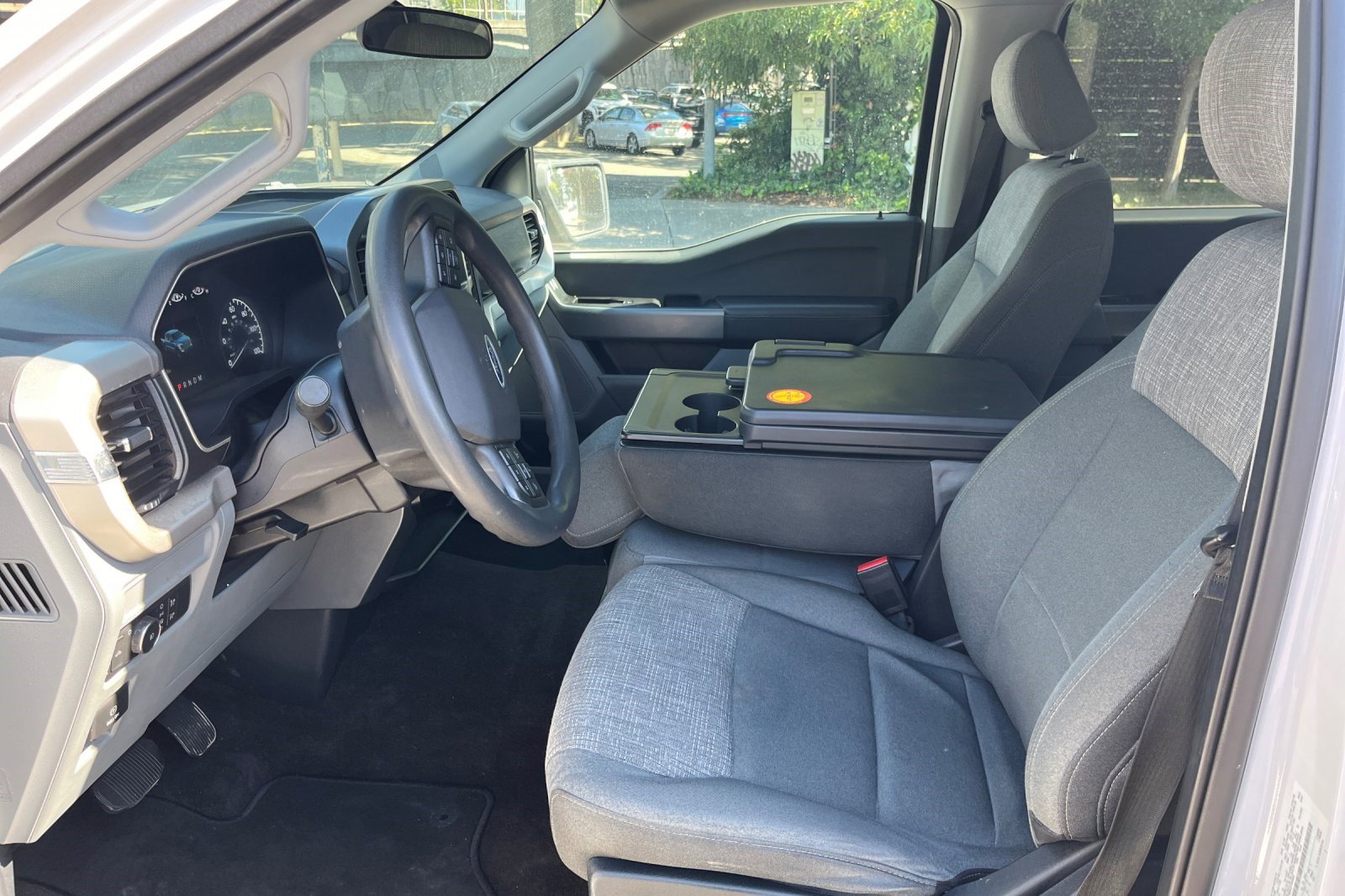 2021 Ford F-150 XLT 2WD SuperCrew 5.5' Box photo 3