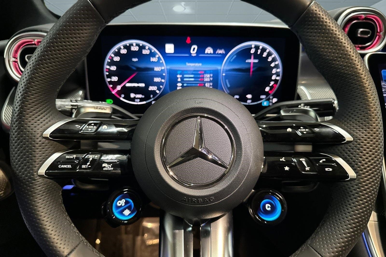 2025 Mercedes-Benz GLC AMG GLC63 S - Photo 16