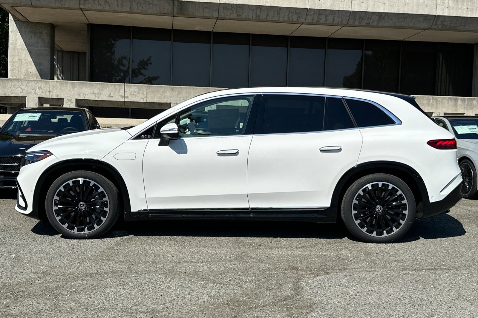 2026 Mercedes Benz 400 450 4MATIC photo 2