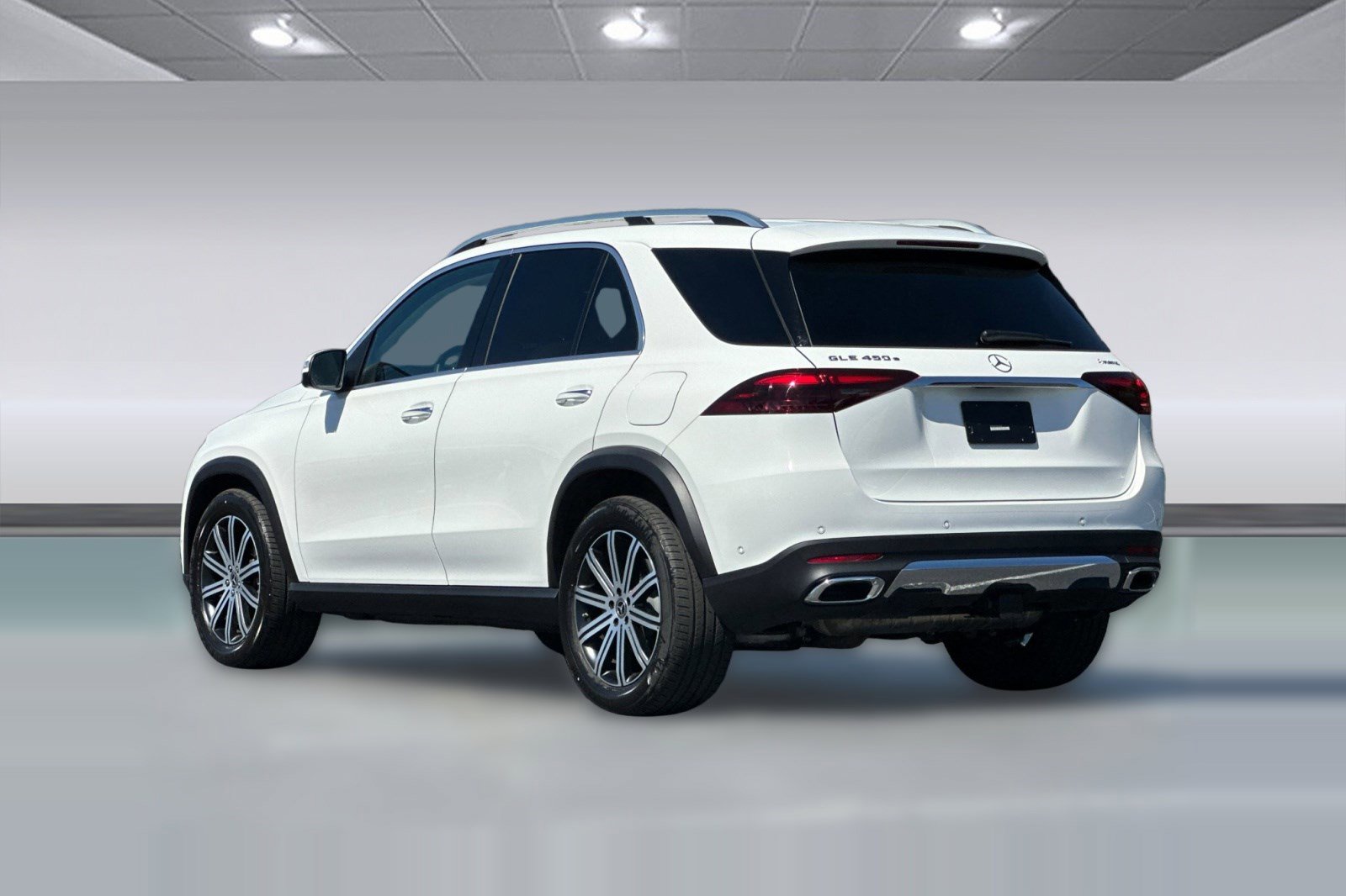 2025 Mercedes-Benz GLE 450e 4MATIC SUV photo 2