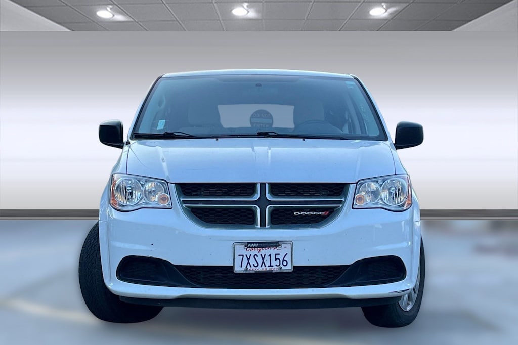 Used 2017 Dodge Grand Caravan SE Wagon Van