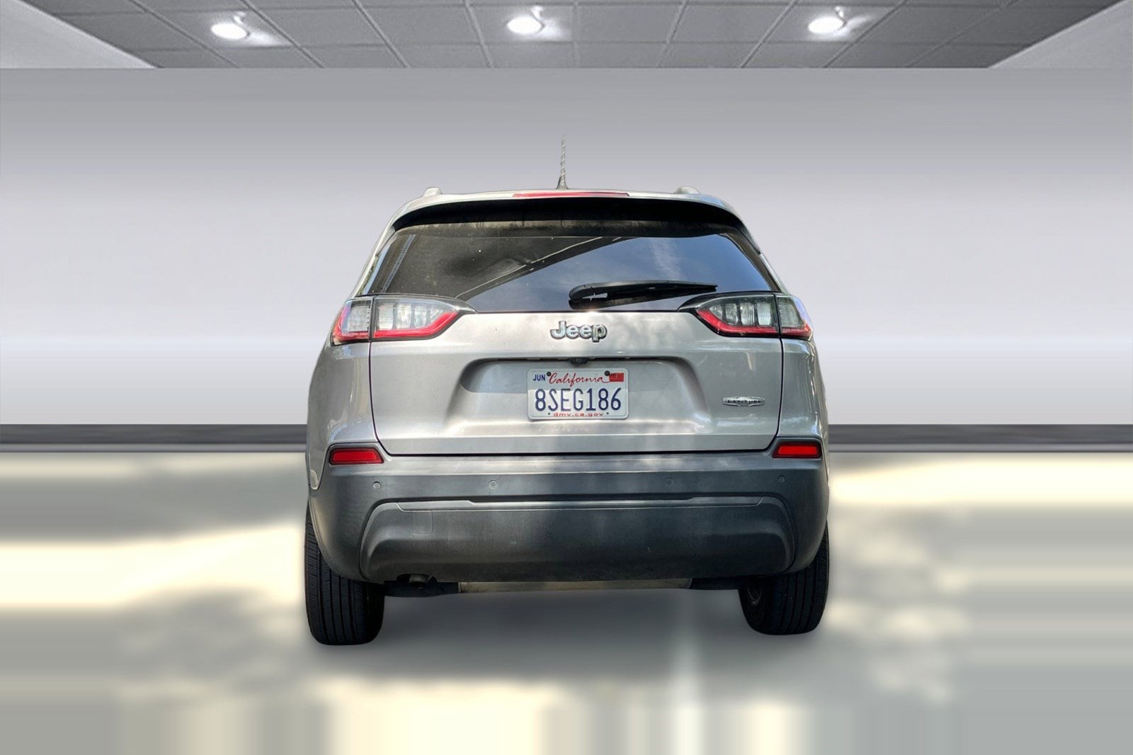 2020 Jeep Cherokee Latitude FWD photo 4