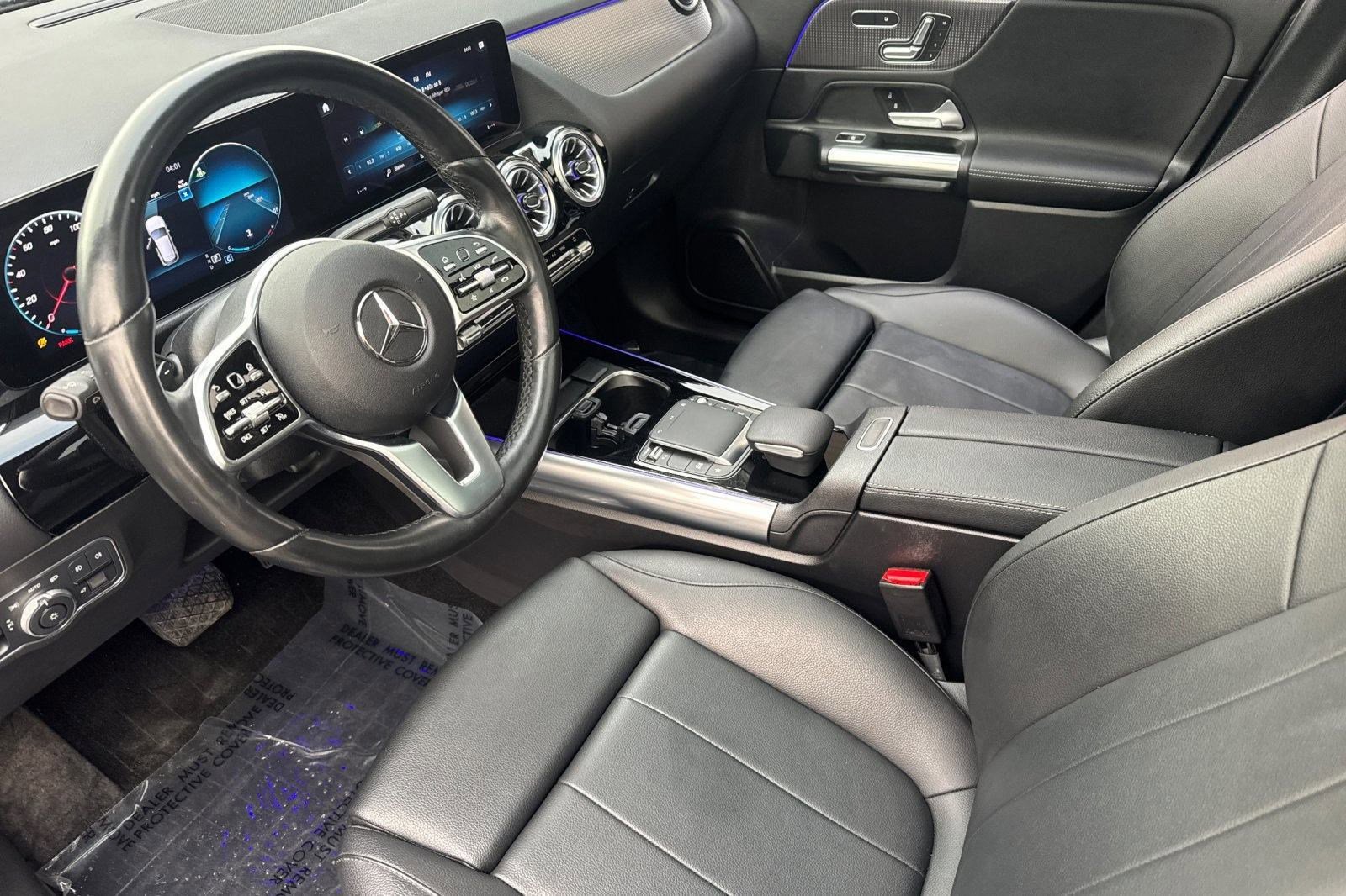 2023 Mercedes Benz GLA 250 4MATIC photo 2