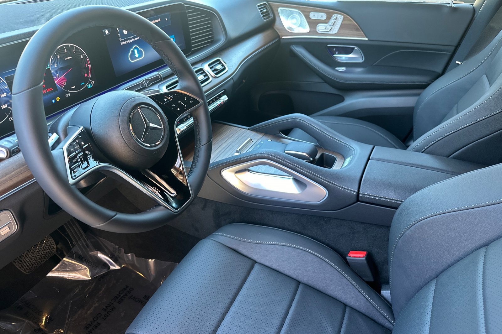 2026 Mercedes Benz GLE 350 4MATIC photo 3