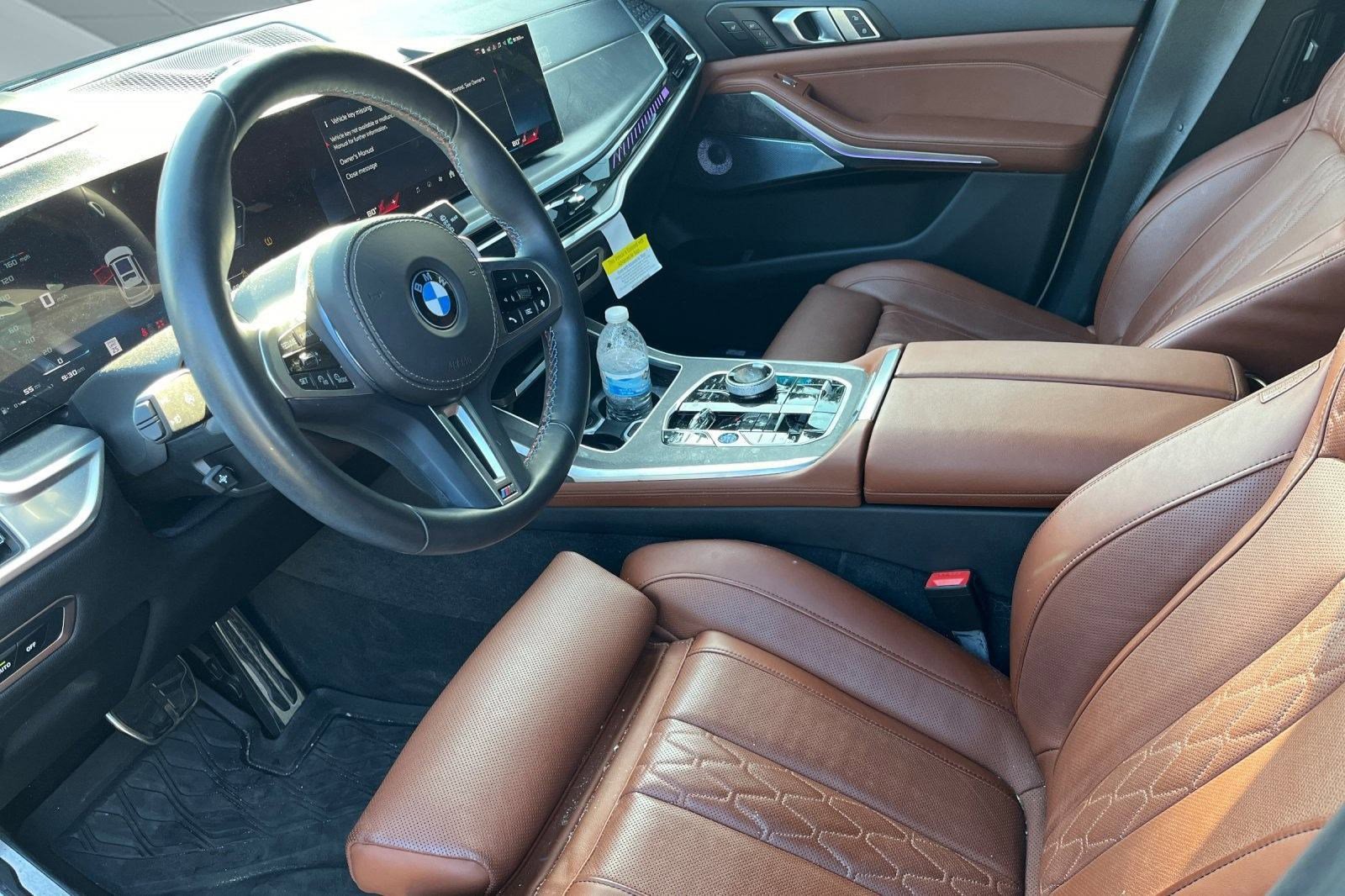 2025 Bmw X7 M60i photo 2