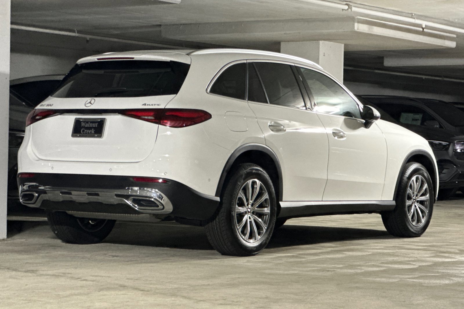 2026 Mercedes Benz GLC 300 4MATIC photo 3