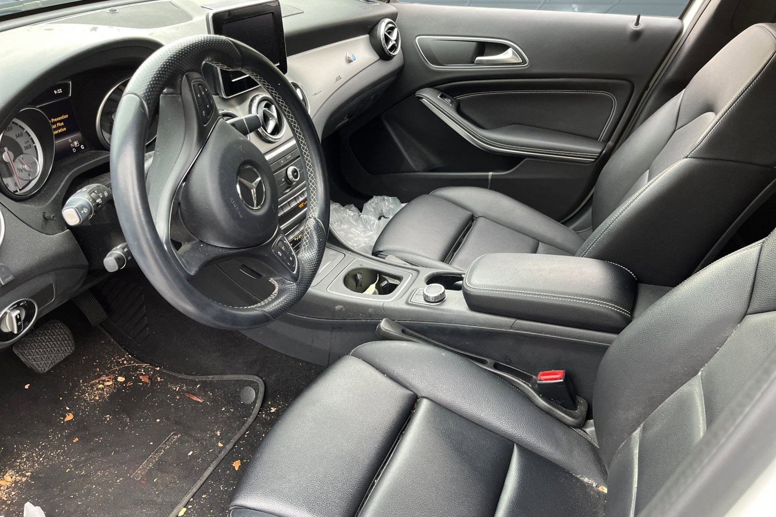 2016 Mercedes Benz GLA 250 photo 4