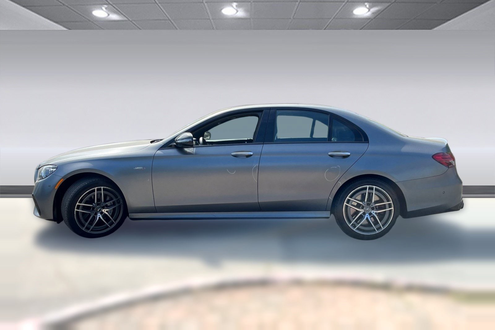 2022 Mercedes-Benz E-Class Coupe photo 2