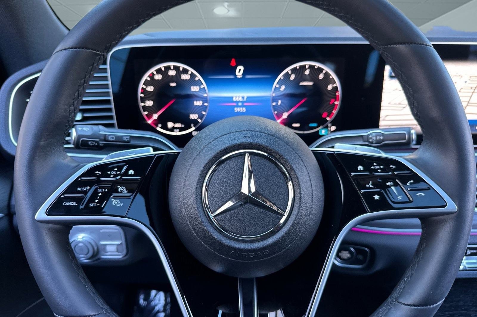 2025 Mercedes-Benz GLE GLE350 - Photo 16