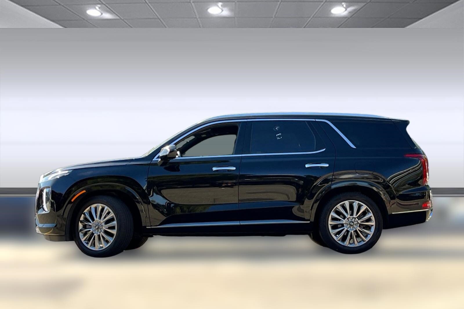 2020 Hyundai Palisade Limited photo 2